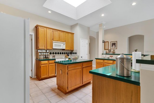 13903 BLUEWATER CIRCLE, Orlando, FL 32828