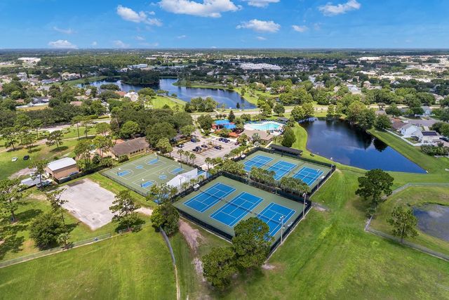 13903 BLUEWATER CIRCLE, Orlando, FL 32828