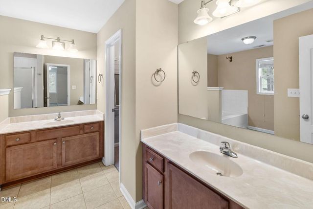 165 Cobblestone Drive, Spring Lake, NC 28390