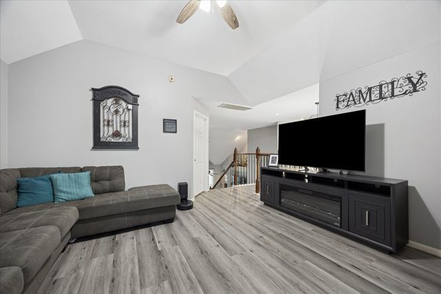 10510 Indian Paintbrush Lane, Houston, TX 77095