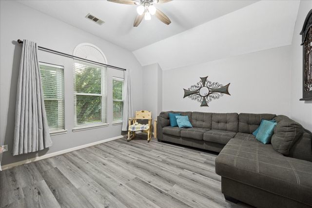 10510 Indian Paintbrush Lane, Houston, TX 77095