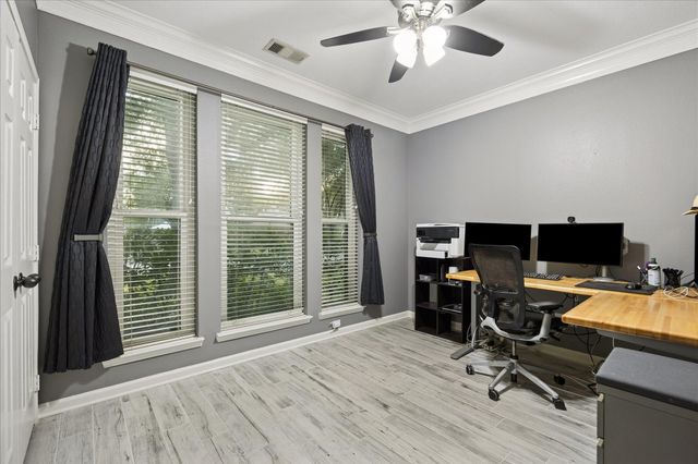 10510 Indian Paintbrush Lane, Houston, TX 77095