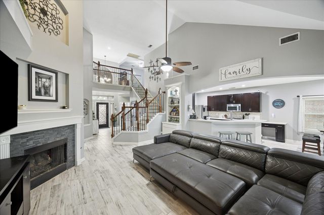 10510 Indian Paintbrush Lane, Houston, TX 77095