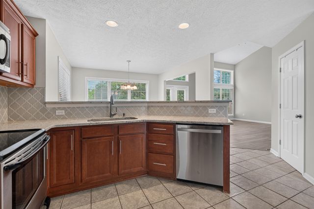 3132 Sandersville Road, Lexington, KY 40511