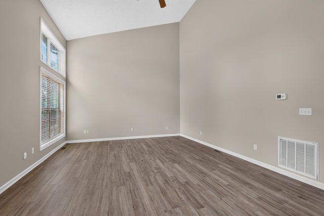 3132 Sandersville Road, Lexington, KY 40511