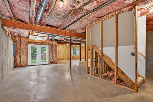 3132 Sandersville Road, Lexington, KY 40511
