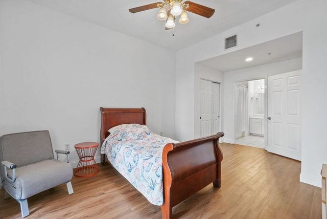 1200 Town Center Drive 401, Jupiter, FL 33458