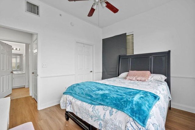 1200 Town Center Drive 401, Jupiter, FL 33458