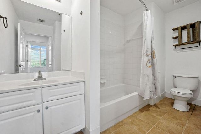 1200 Town Center Drive 401, Jupiter, FL 33458