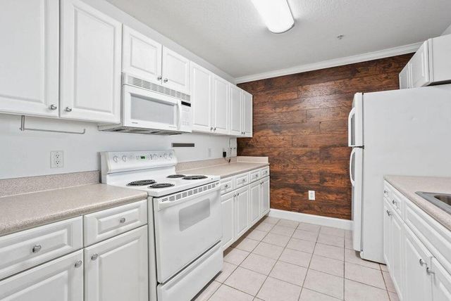 1200 Town Center Drive 401, Jupiter, FL 33458