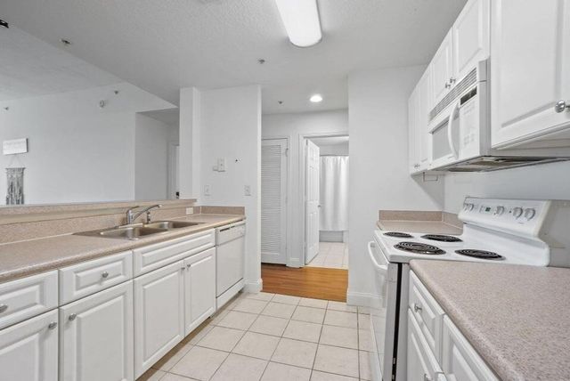 1200 Town Center Drive 401, Jupiter, FL 33458