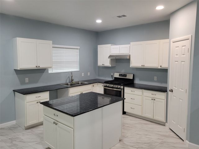 12770 E US Hwy 175, Larue, TX 75143