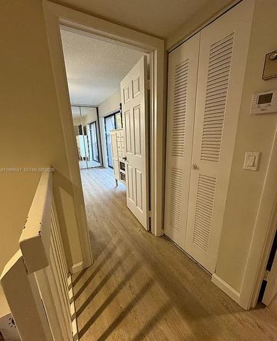 6222 62nd Way, West Palm Beach, FL 33409