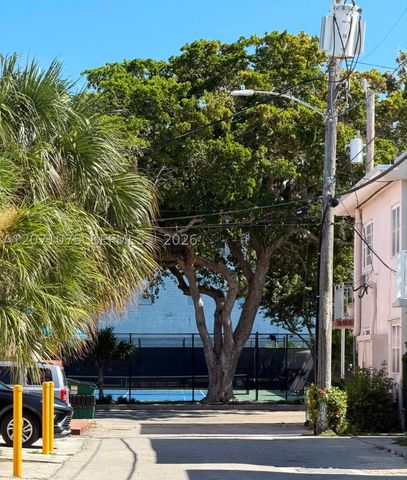 7334 Harding Ave 6, Miami Beach, FL 33141