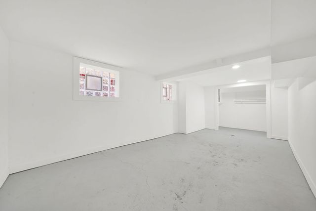 11440 S Indiana Avenue, Chicago, IL 60628