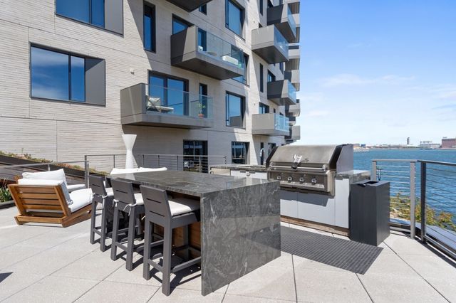 300 Pier 4 Blvd 3B, Boston, MA 02210