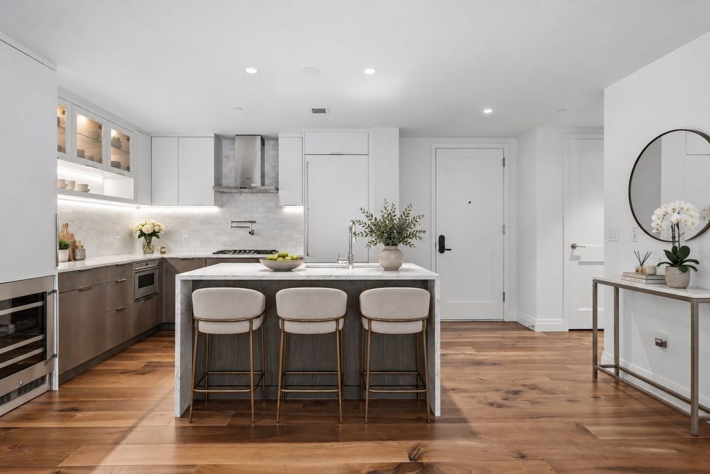300 Pier 4 Blvd 3B, Boston, MA 02210