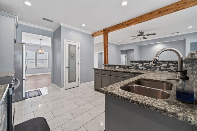 9325 County Road 4074, Scurry, TX 75158