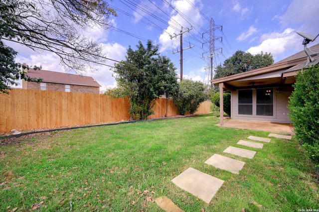 16757 Henderson, San Antonio, TX 78232