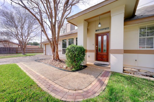 16757 Henderson, San Antonio, TX 78232