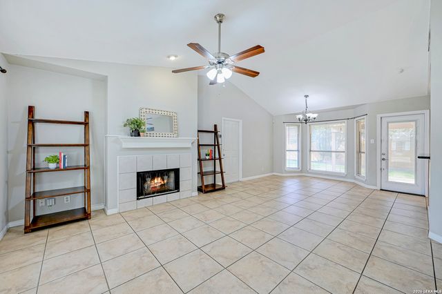 16757 Henderson, San Antonio, TX 78232