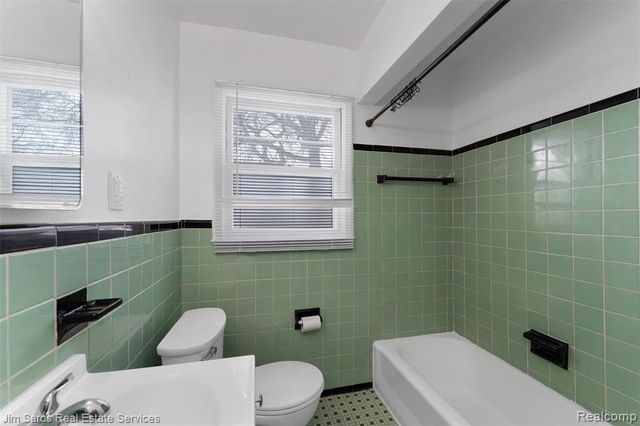 25564 Koontz Street, Roseville, MI 48066