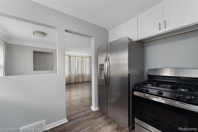 25564 Koontz Street, Roseville, MI 48066