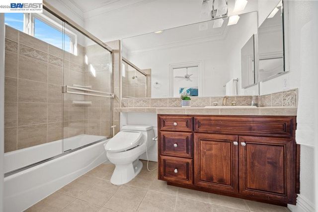 27 Eagle Ridge Ln, Danville, CA 94506