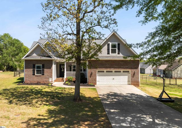 1008 Sylvia Street, Greer, SC 29651