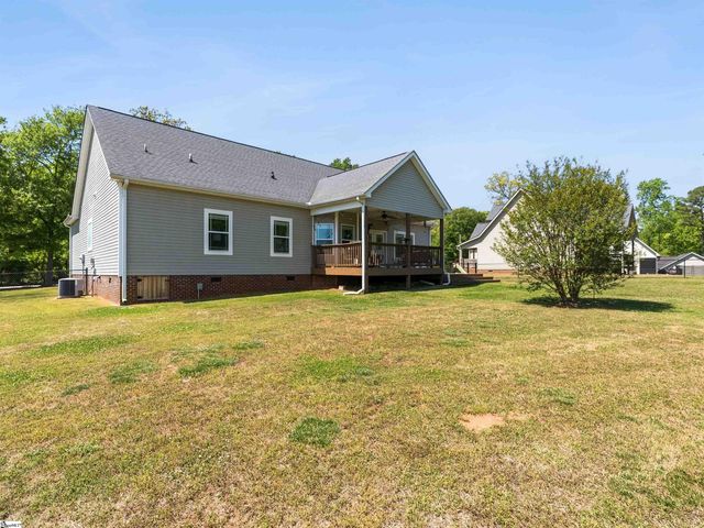 1008 Sylvia Street, Greer, SC 29651