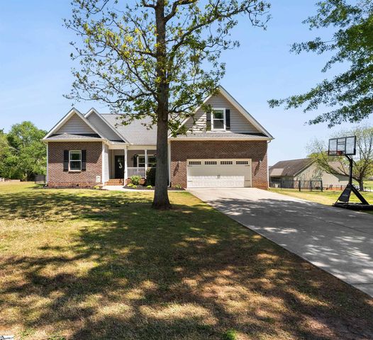 1008 Sylvia Street, Greer, SC 29651