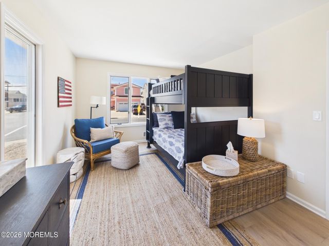 207 4th Avenue, Manasquan, NJ 08736