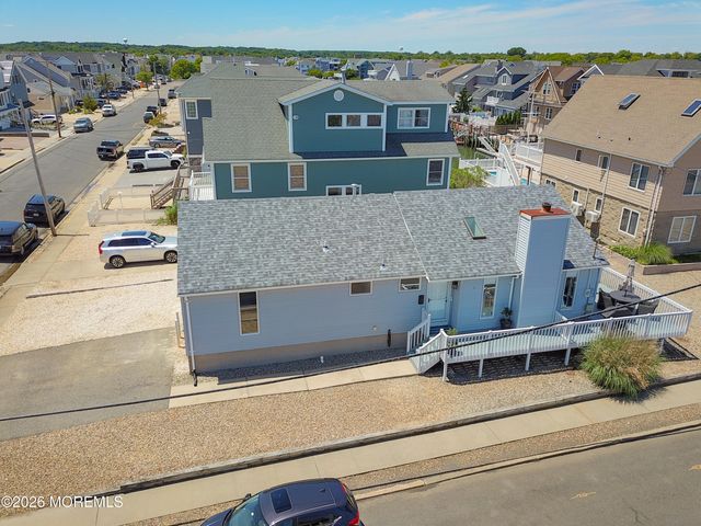 207 4th Avenue, Manasquan, NJ 08736