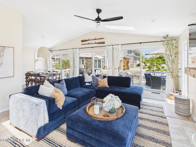 207 4th Avenue, Manasquan, NJ 08736