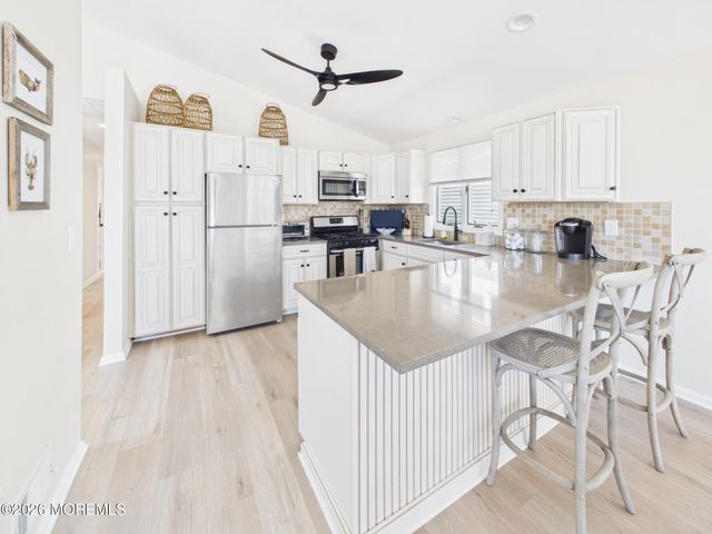 207 4th Avenue, Manasquan, NJ 08736
