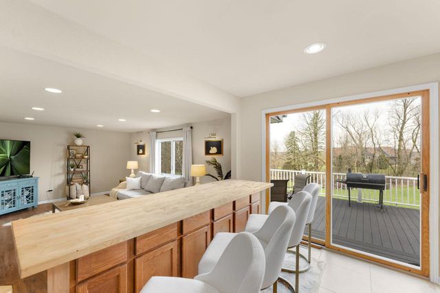 1888 Woodsfield DRIVE, Richfield, WI 53076