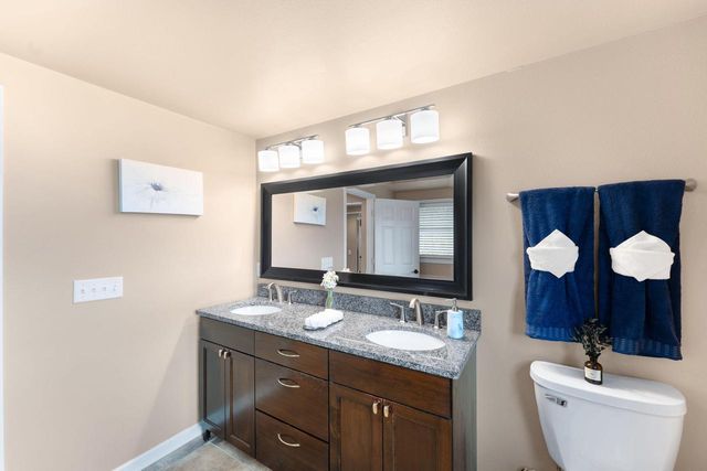 1888 Woodsfield DRIVE, Richfield, WI 53076