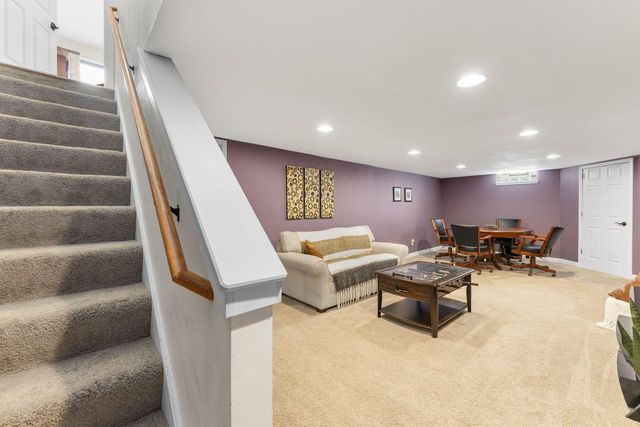 1888 Woodsfield DRIVE, Richfield, WI 53076