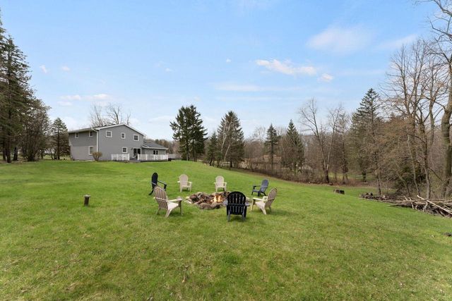 1888 Woodsfield DRIVE, Richfield, WI 53076