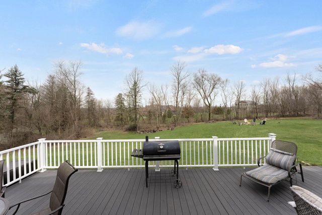 1888 Woodsfield DRIVE, Richfield, WI 53076