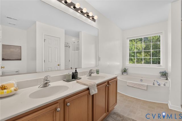 2201 Water Horse Ct, Midlothian, VA 23112