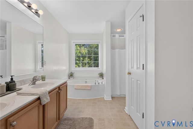 2201 Water Horse Ct, Midlothian, VA 23112