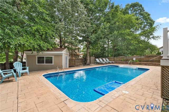 2201 Water Horse Ct, Midlothian, VA 23112