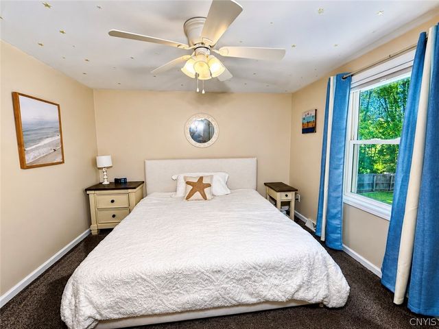 5515 Chateau Lane, Clay, NY 13041