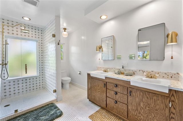 1425 Longview, Fullerton, CA 92831