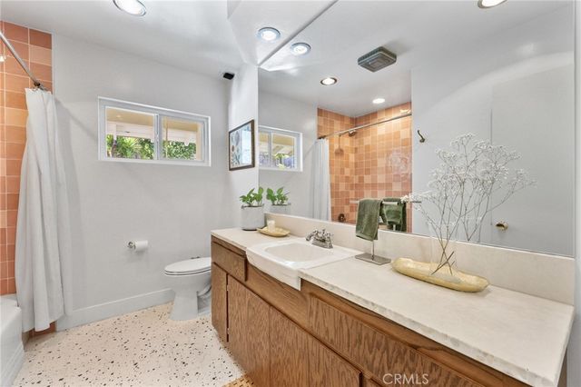 1425 Longview, Fullerton, CA 92831