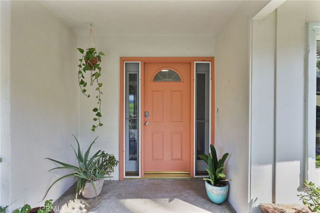 1425 Longview, Fullerton, CA 92831