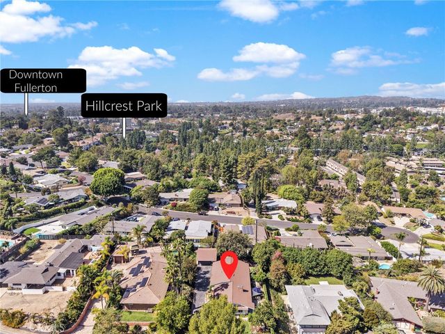 1425 Longview, Fullerton, CA 92831