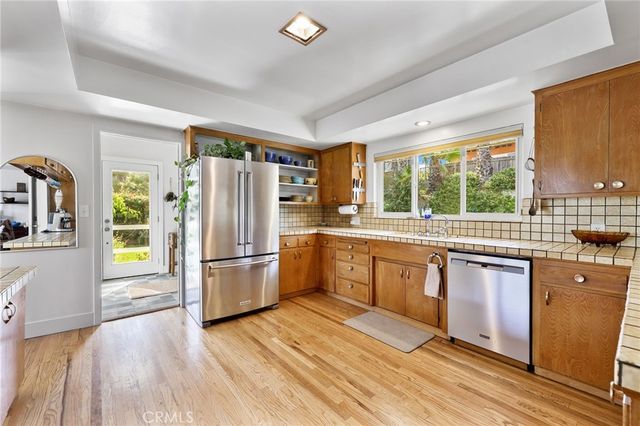 1425 Longview, Fullerton, CA 92831