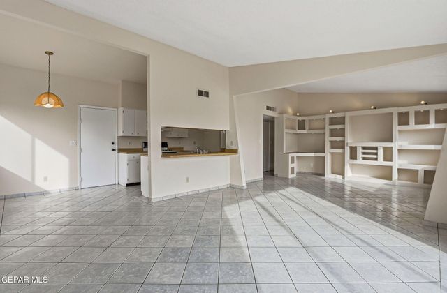 11132 WHARF COVE Drive, El Paso, TX 79936